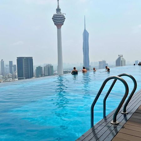 Luxe Suites At Platinum Klcc Kuala Lumpur Esterno foto