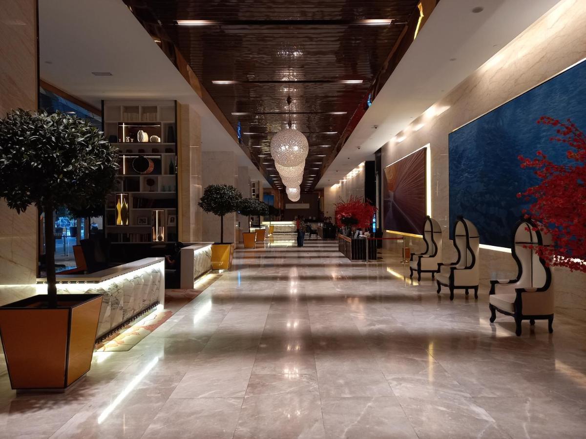 Luxe Suites At Platinum Klcc Kuala Lumpur Esterno foto