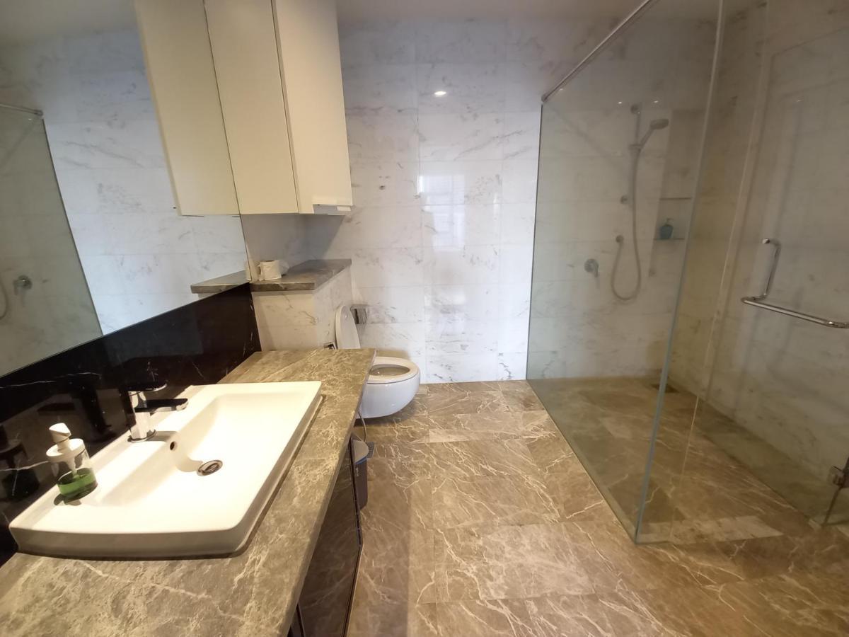 Luxe Suites At Platinum Klcc Kuala Lumpur Esterno foto