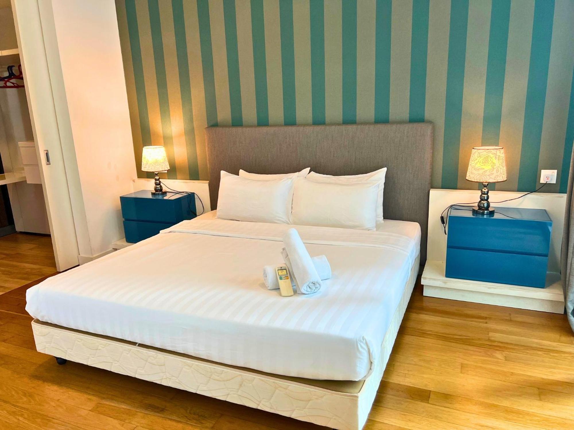 Luxe Suites At Platinum Klcc Kuala Lumpur Esterno foto