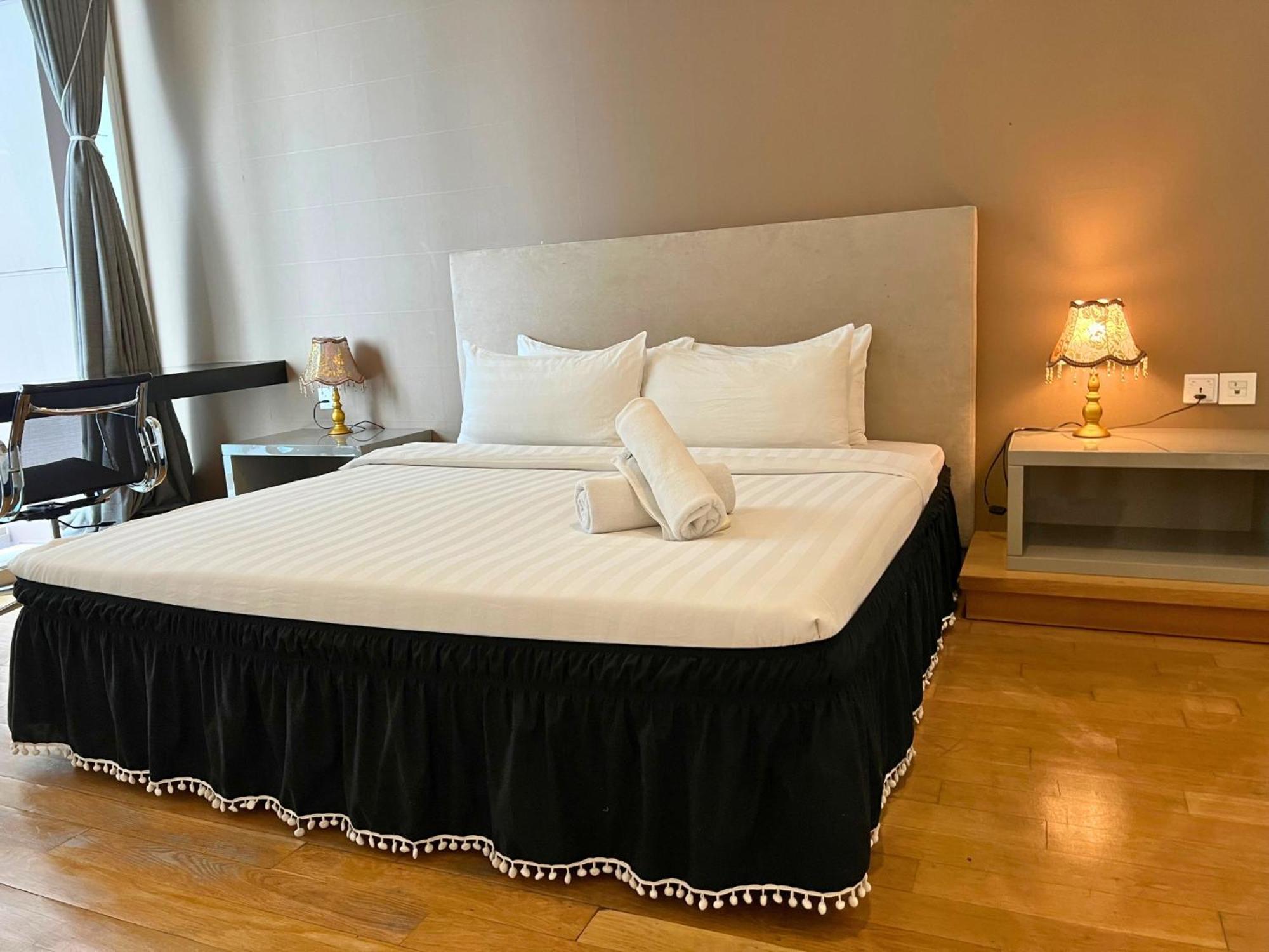 Luxe Suites At Platinum Klcc Kuala Lumpur Esterno foto